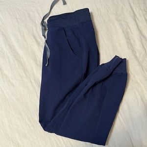 Figs scrubs